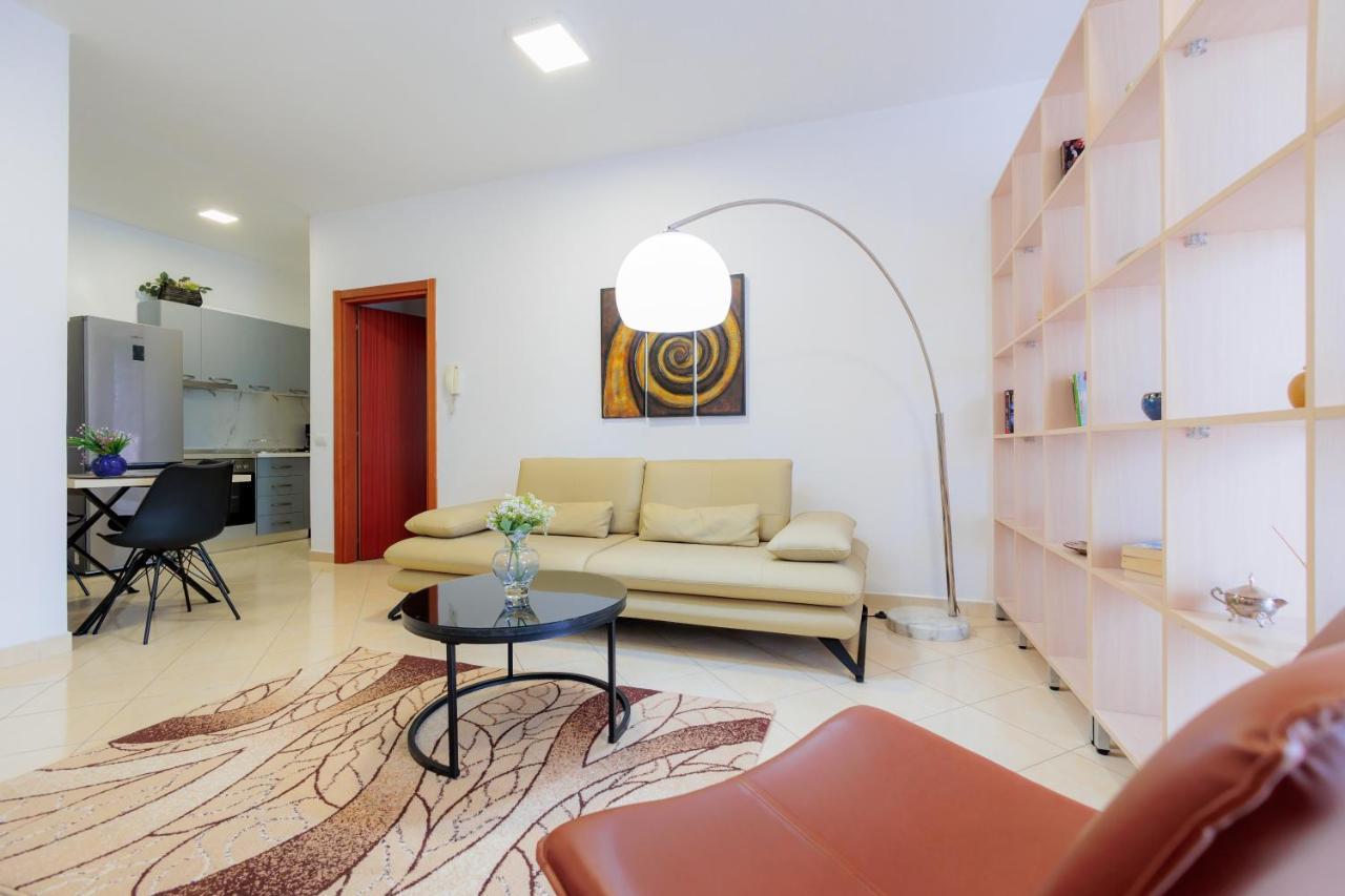 Tirana Center Apartment 12 Esterno foto